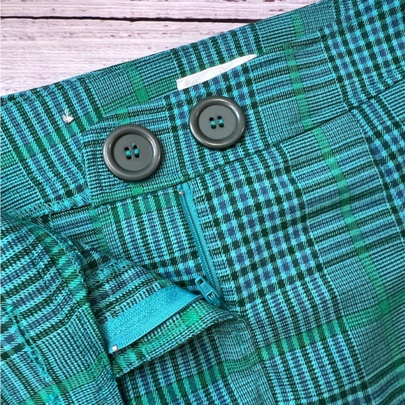 Plaid School Girl Skirt - Picture 3 of 7